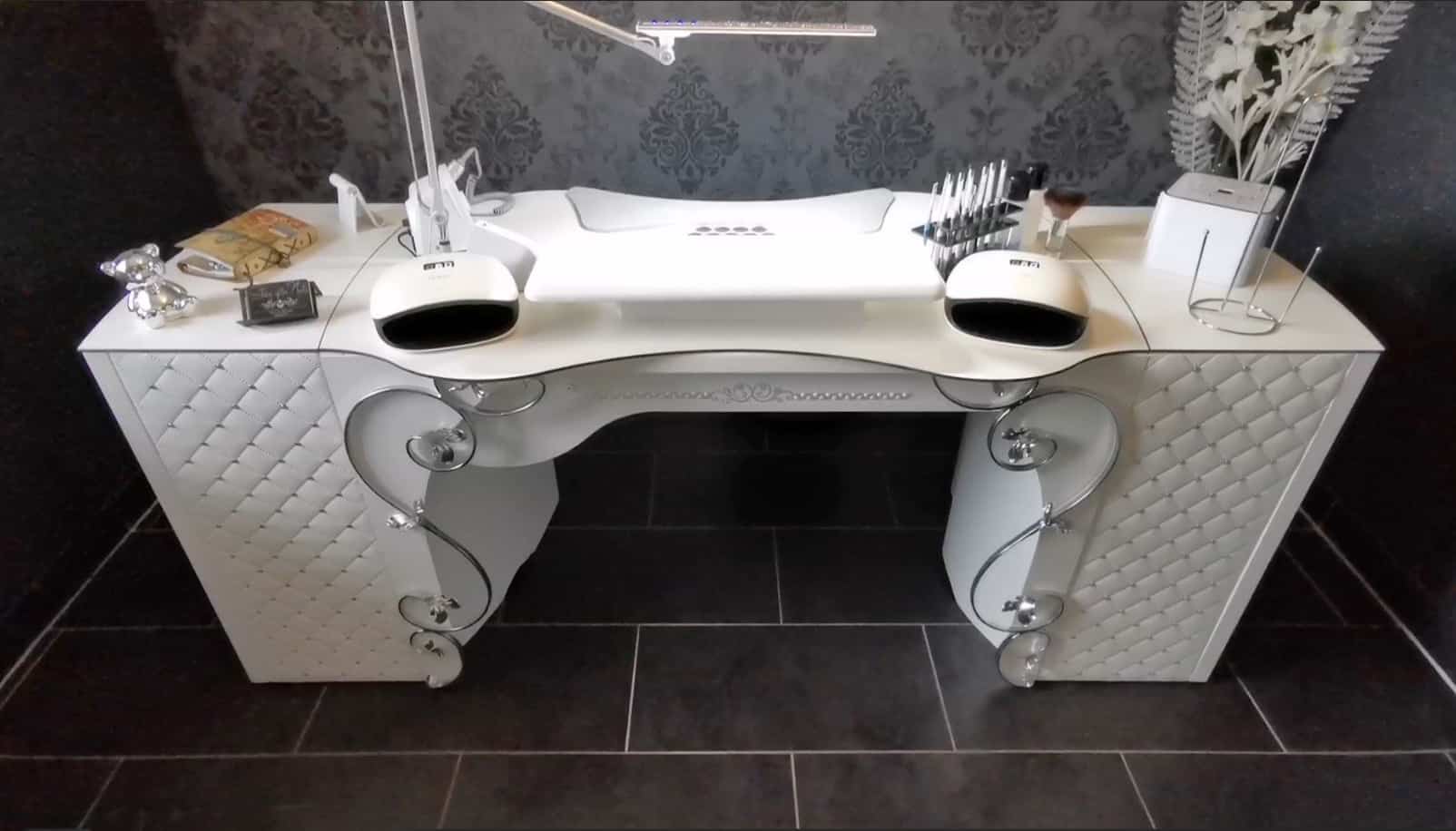 Kundenvideo: Nageltisch RomanTisch