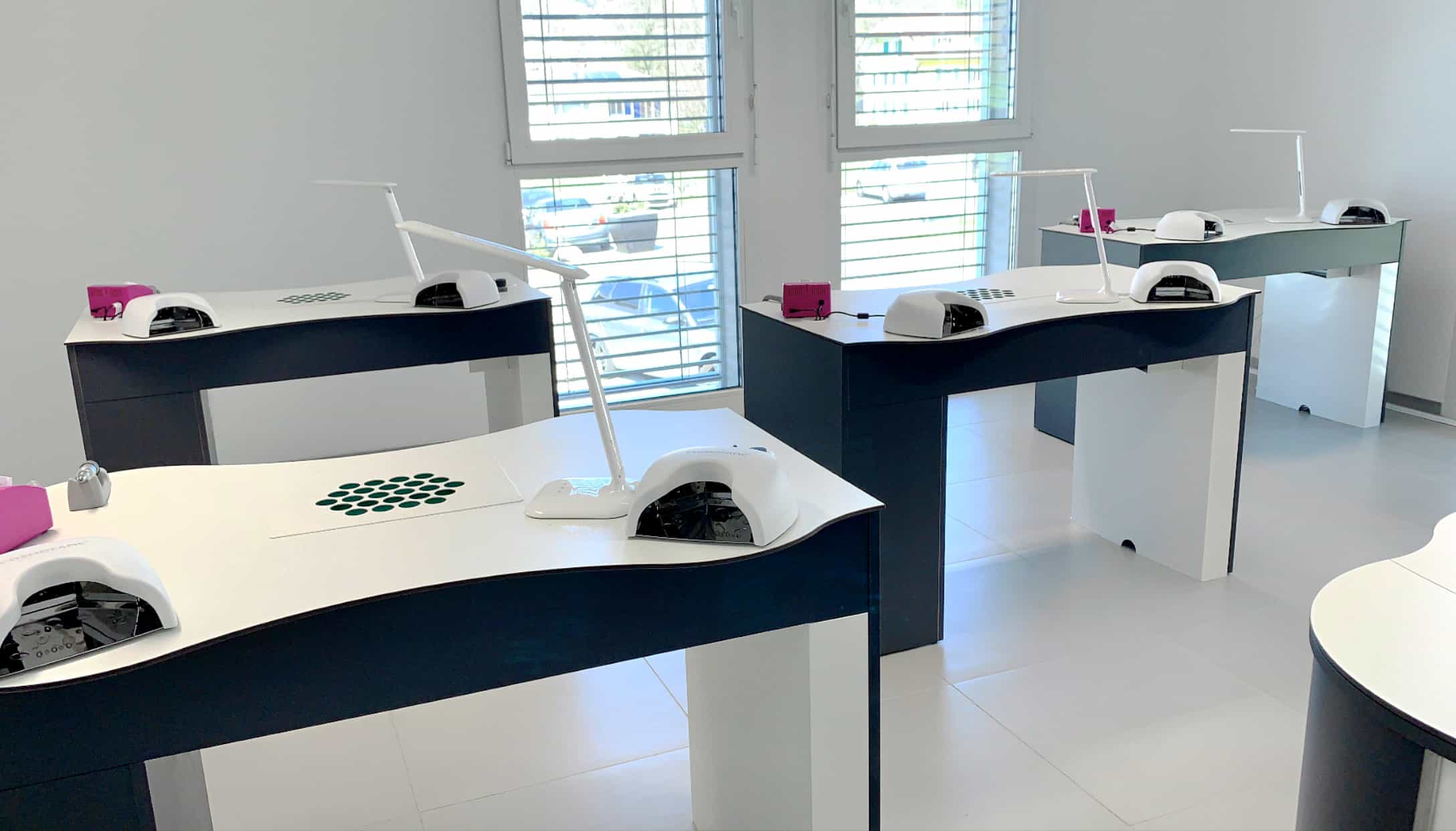 Sonderanfertigung FantasTisch für Cosmofame