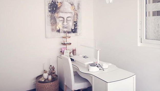 Nageltisch RomanTisch bei Saho Beauty