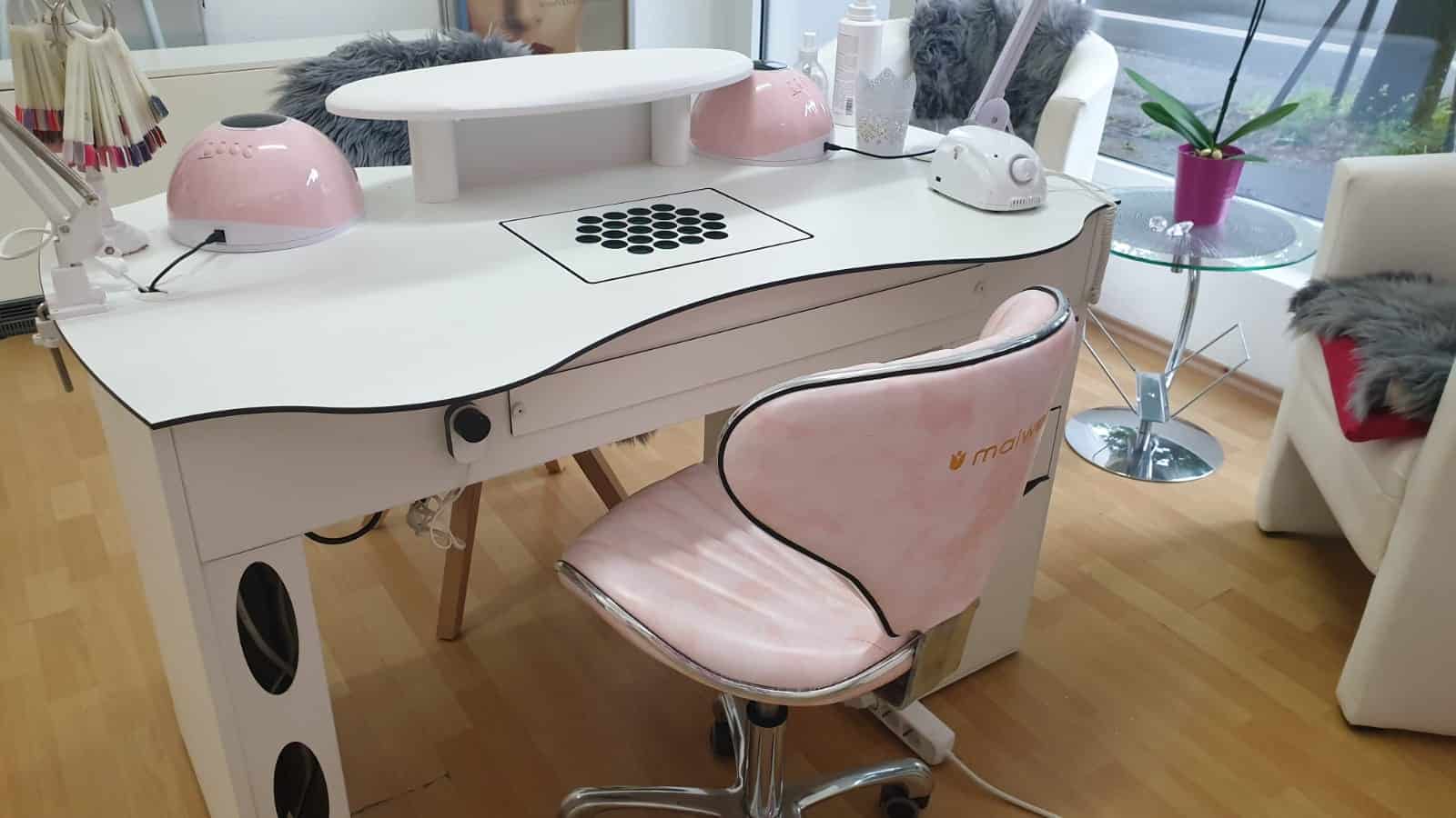 Nageltisch FantasTisch